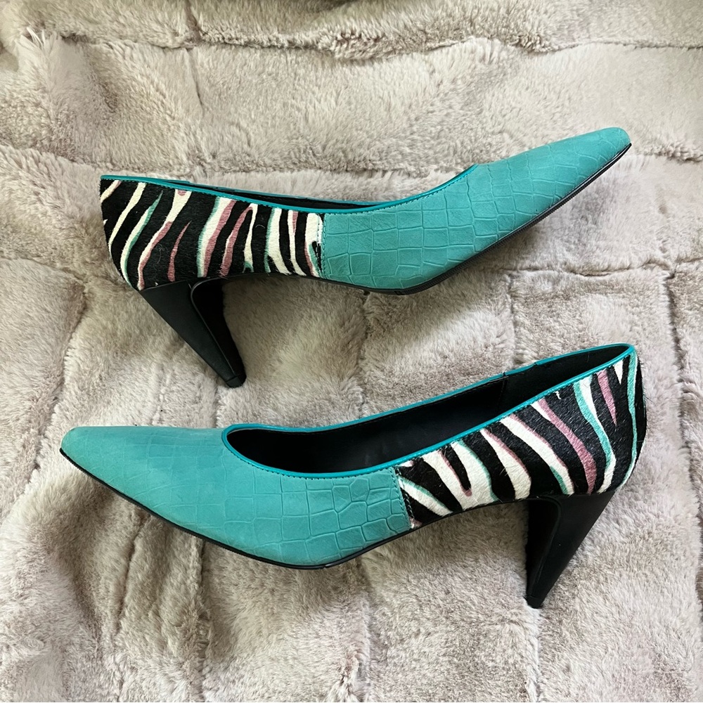 LOGO from Lori Goldstein Turquoise Leather/Calf Hair Striped Retro 90s Heels